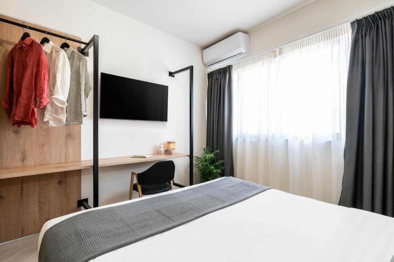 Koyo Athens Aparthotel Exteriör bild